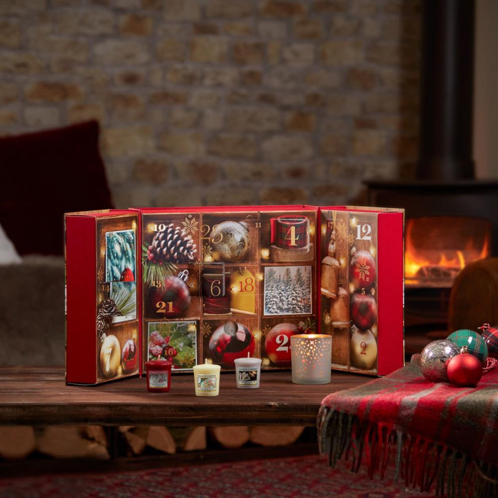 Yankee Candle Advent Calendar Book Gift Set Extra Image 2
